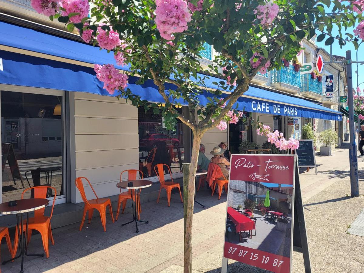 Cafe De Paris 호텔 Lesparre-Médoc 외부 사진
